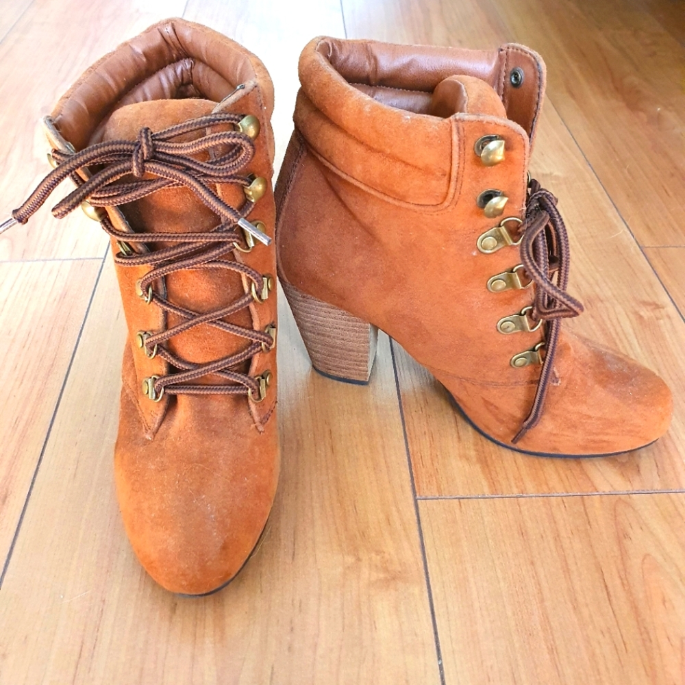 Lowrys farm brown suede boots